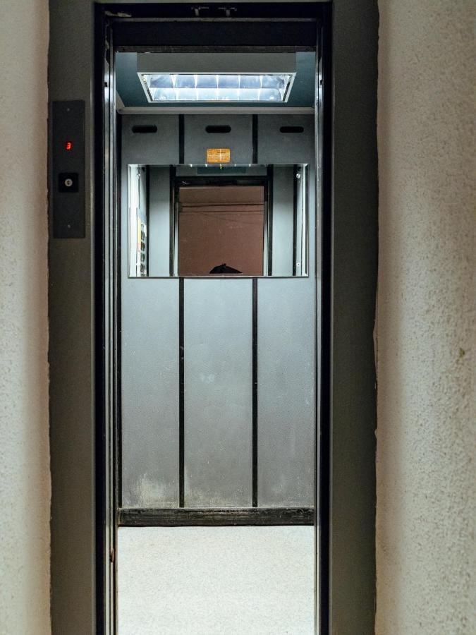 Central Modern Design Apartment بوخارست المظهر الخارجي الصورة